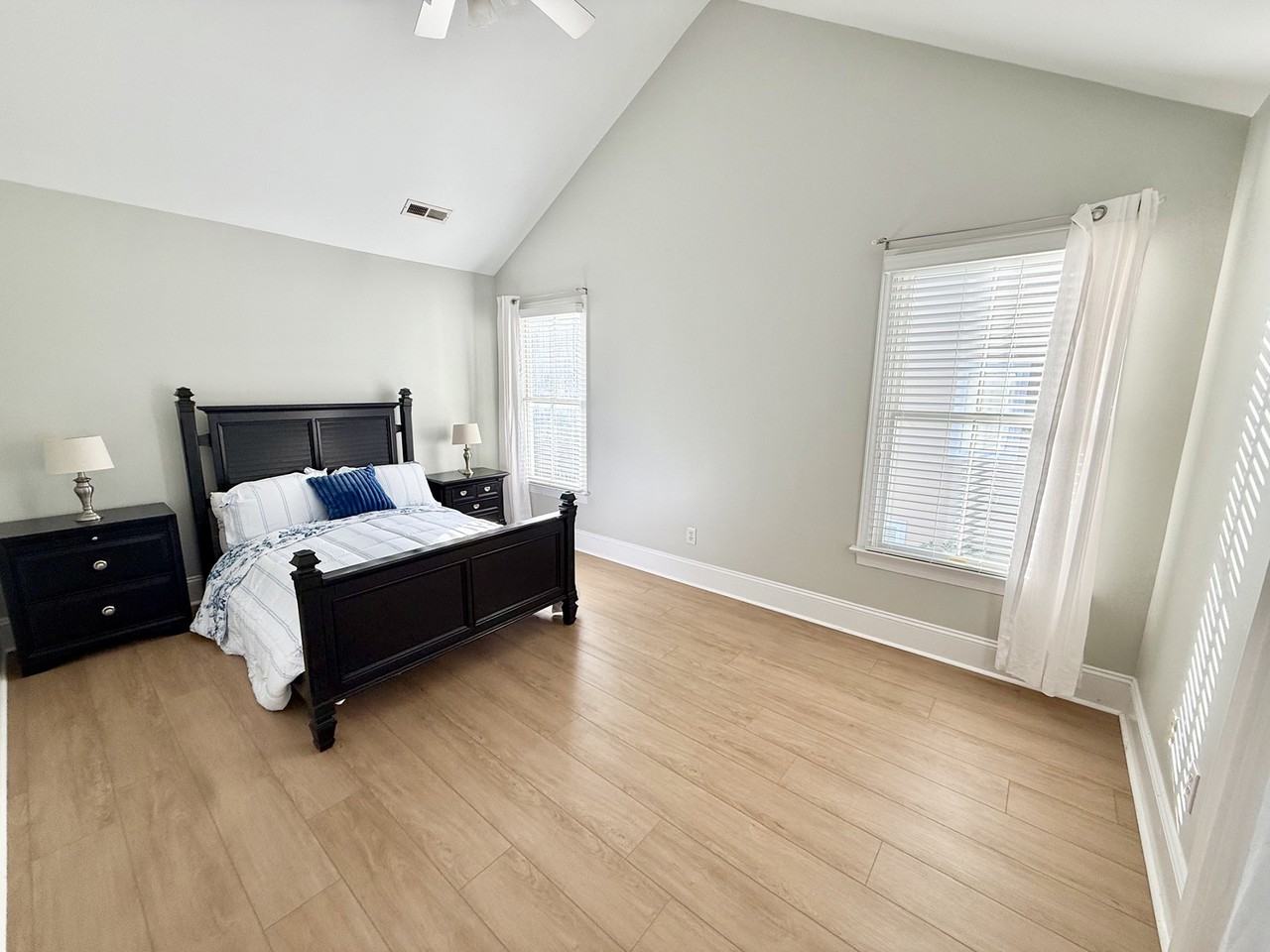 4228 Pine Hollow Dr #1 - Photo 7 of 10