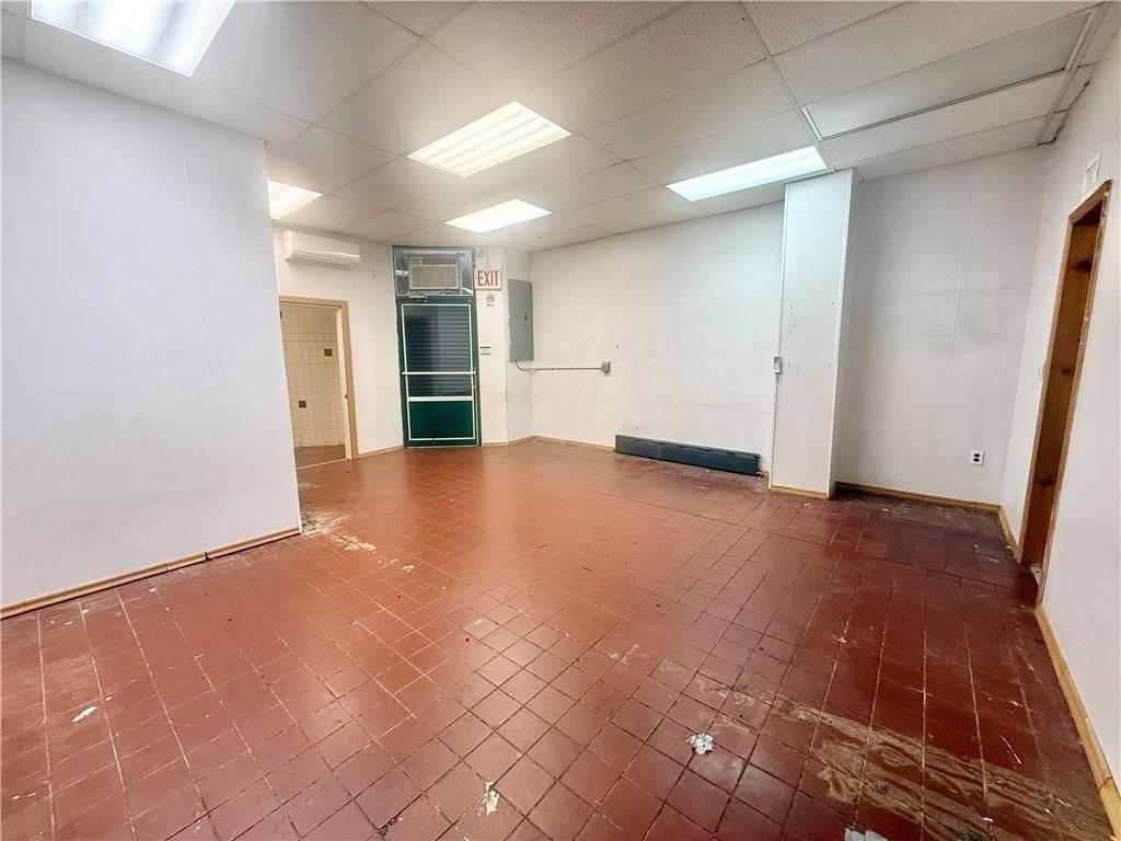 2430 Stillwell Ave - Photo 6 of 13