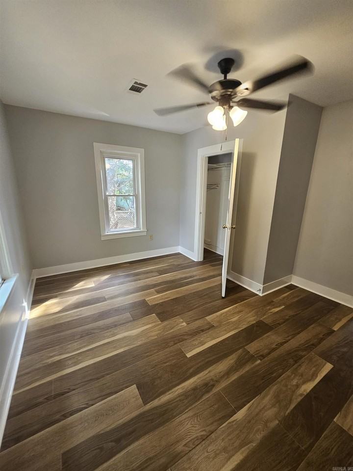 207 Afton St - Photo 6 of 10
