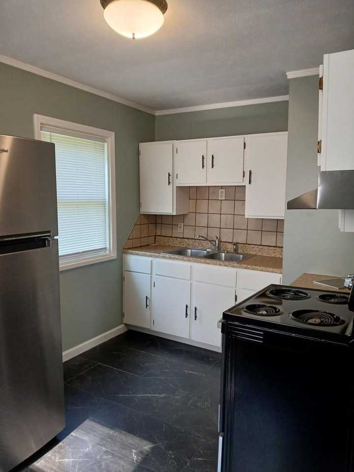 1238 Carolyn Ave - Photo 7 of 28