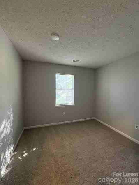 12429 Danby Rd - Photo 2 of 13
