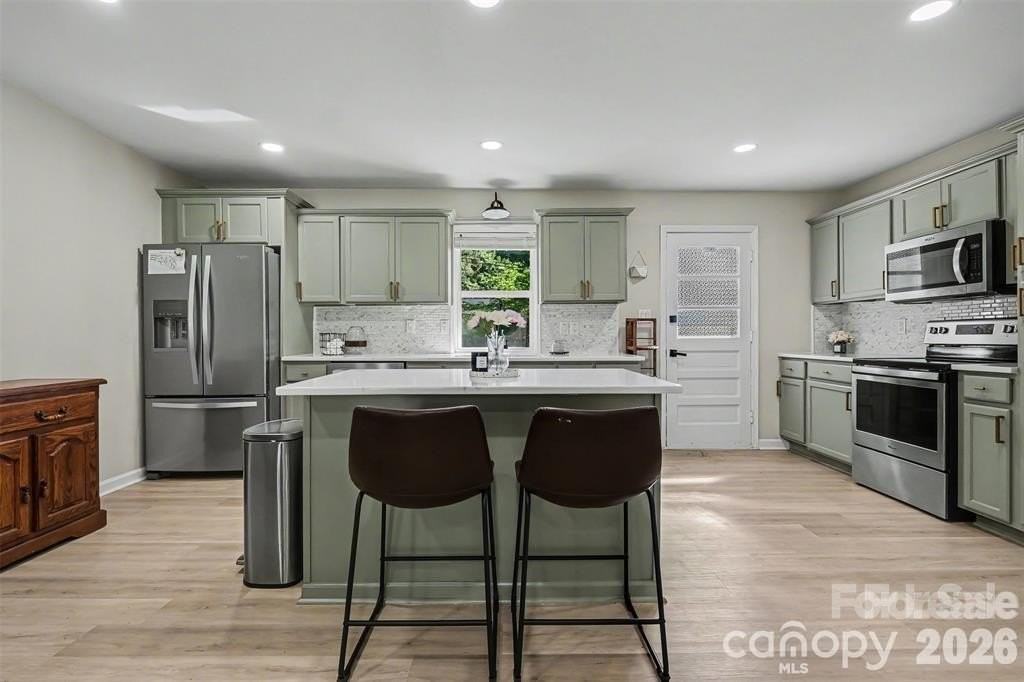 4023 Strangford Ave - Photo 5 of 15