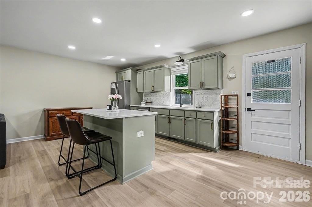 4023 Strangford Ave - Photo 6 of 15