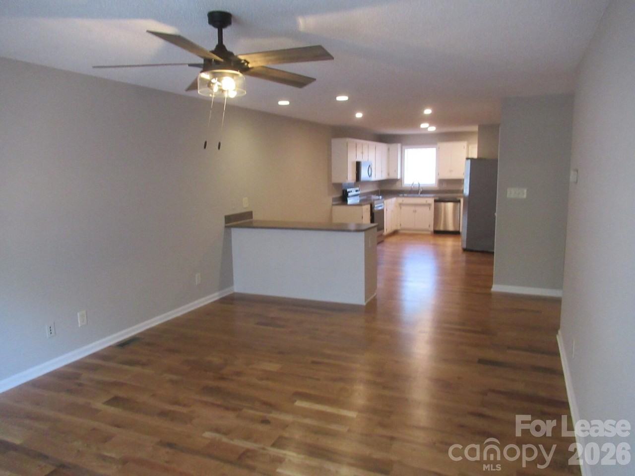 800 Horseshoe Lake Rd - Photo 4 of 22