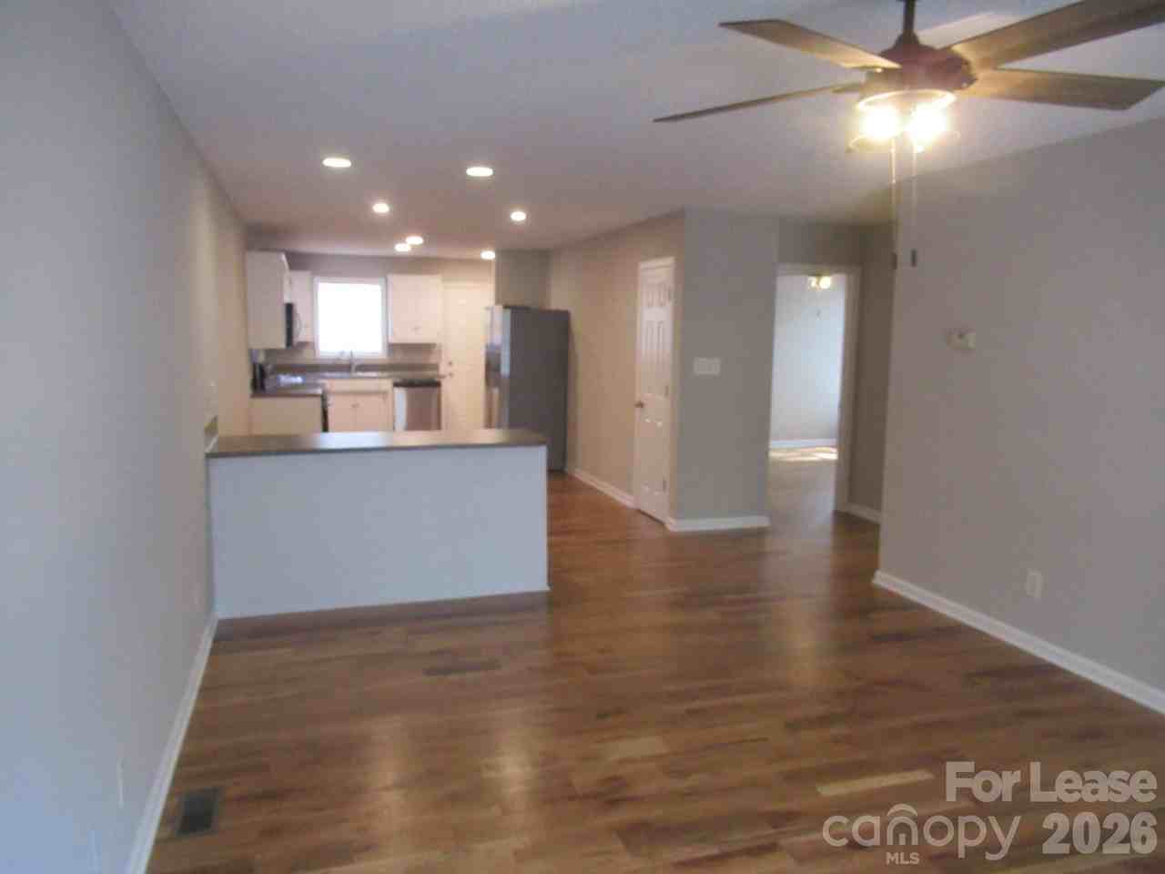 800 Horseshoe Lake Rd - Photo 5 of 22