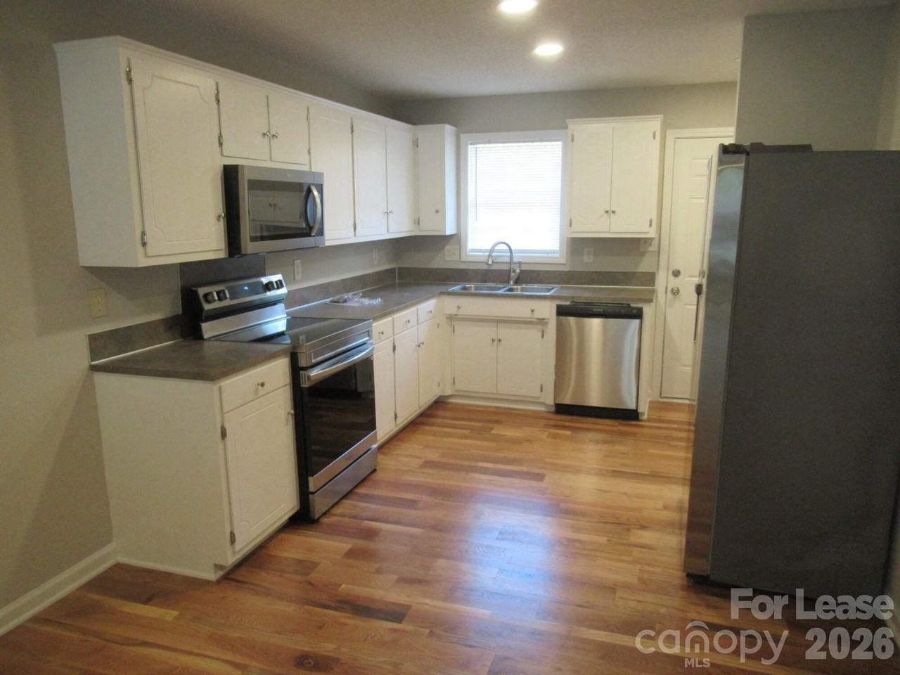 800 Horseshoe Lake Rd - Photo 7 of 22
