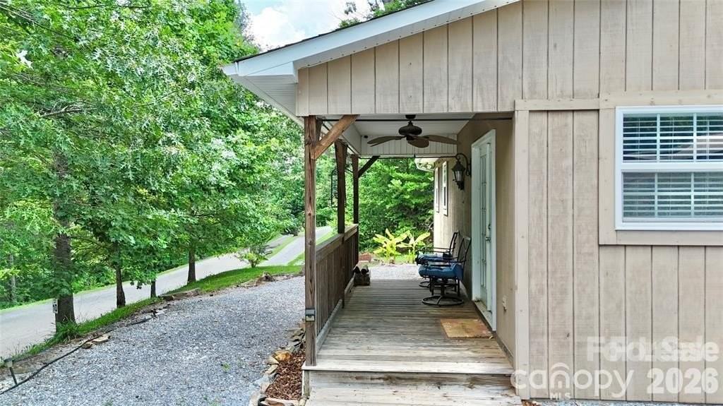 37 Coyote Rd - Photo 2 of 26