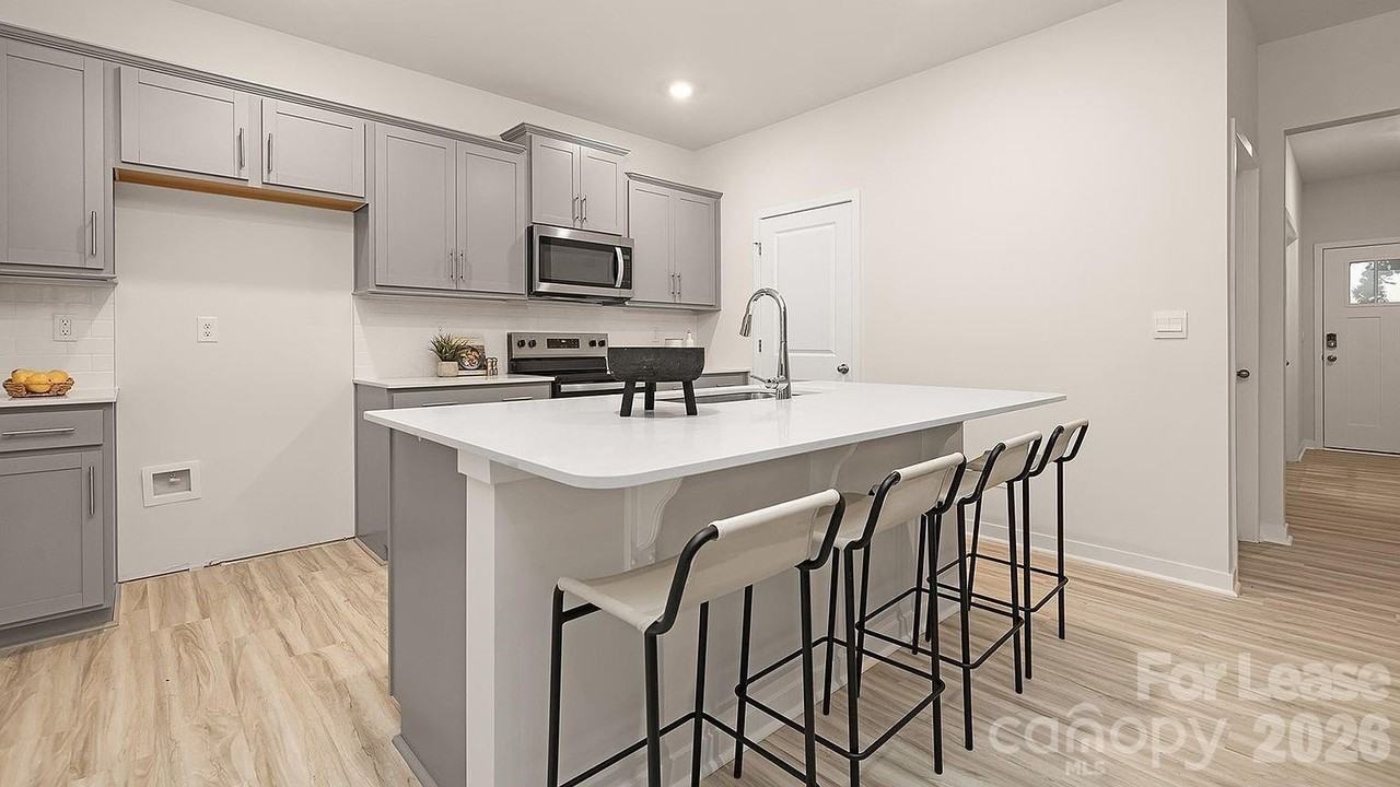 177 Logan Farms Drive - Photo 4 of 17