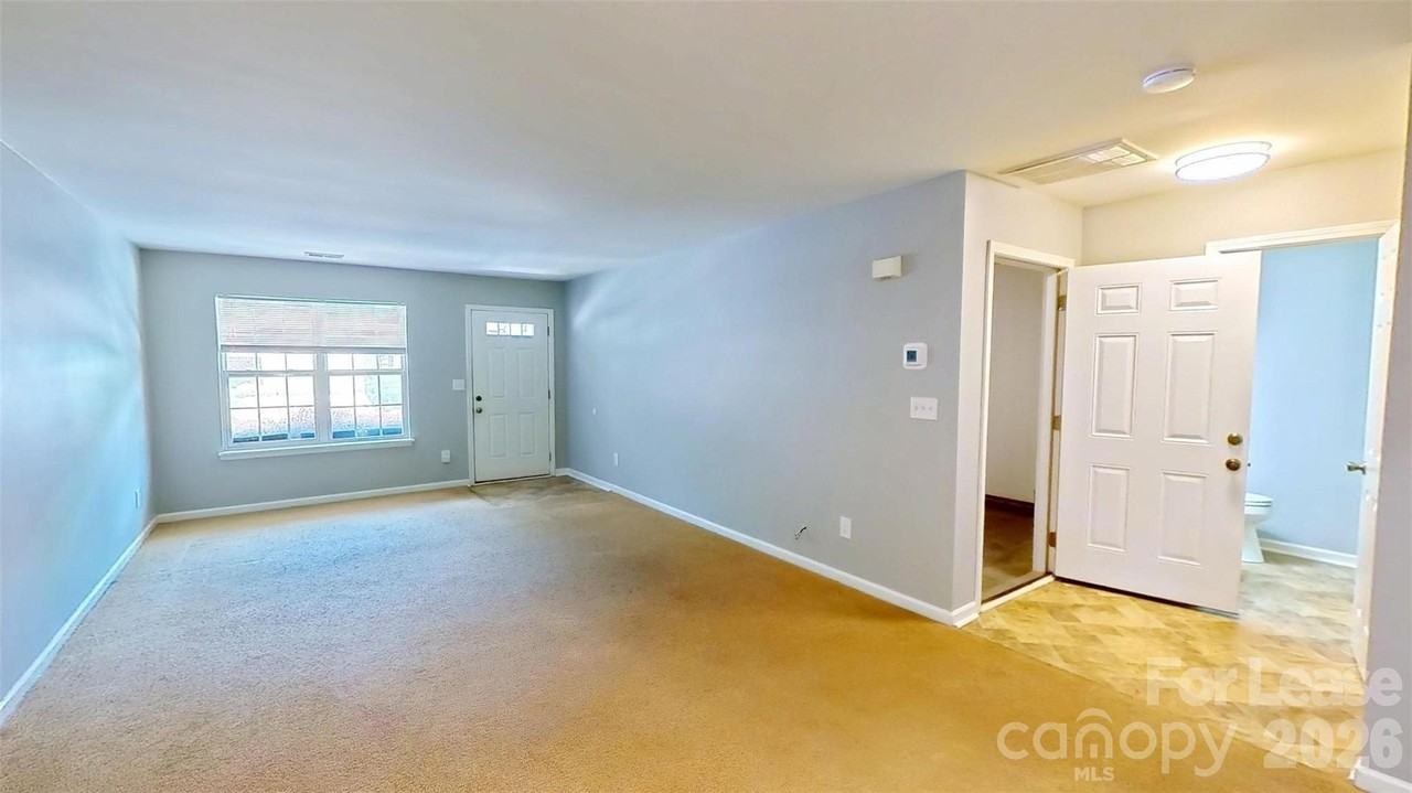 11010 Alderbrook Ln - Photo 3 of 11