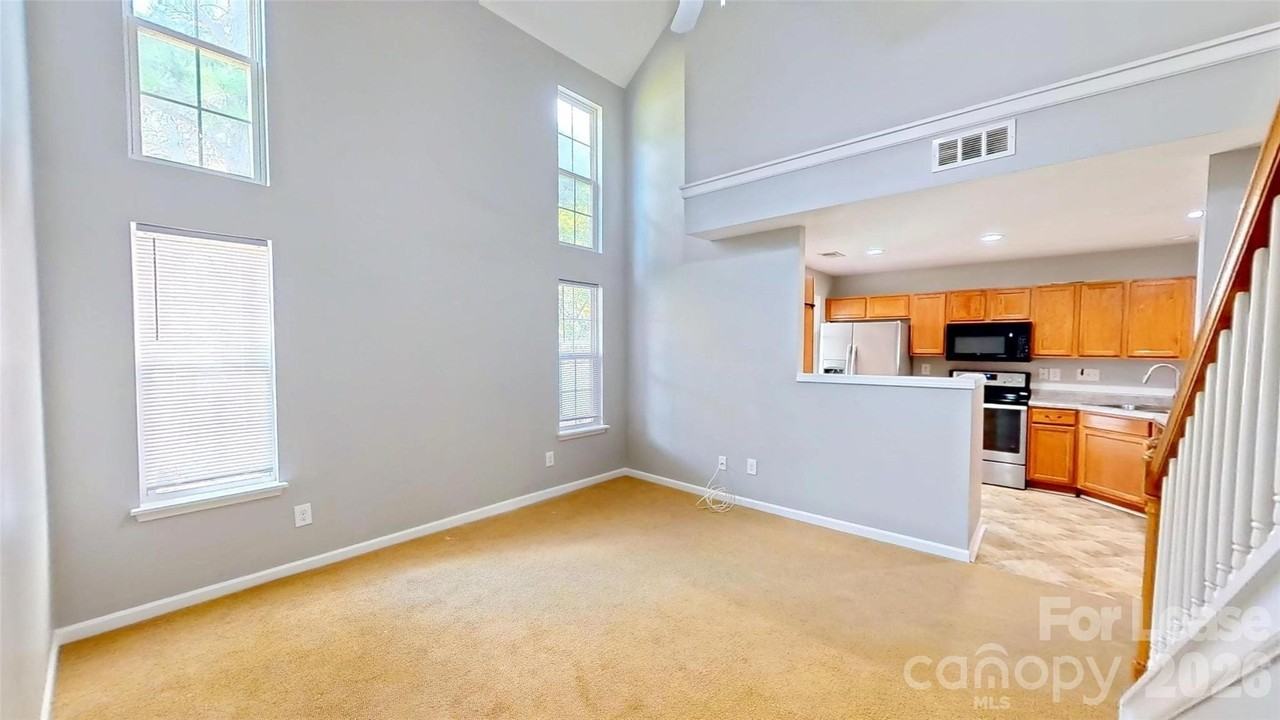 11010 Alderbrook Ln - Photo 5 of 11