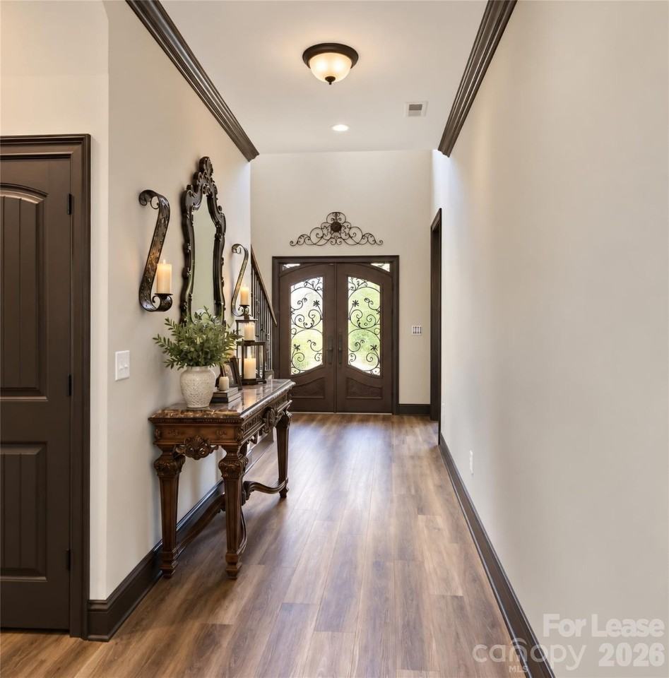 3233 Hahn Scott Rd - Photo 3 of 29
