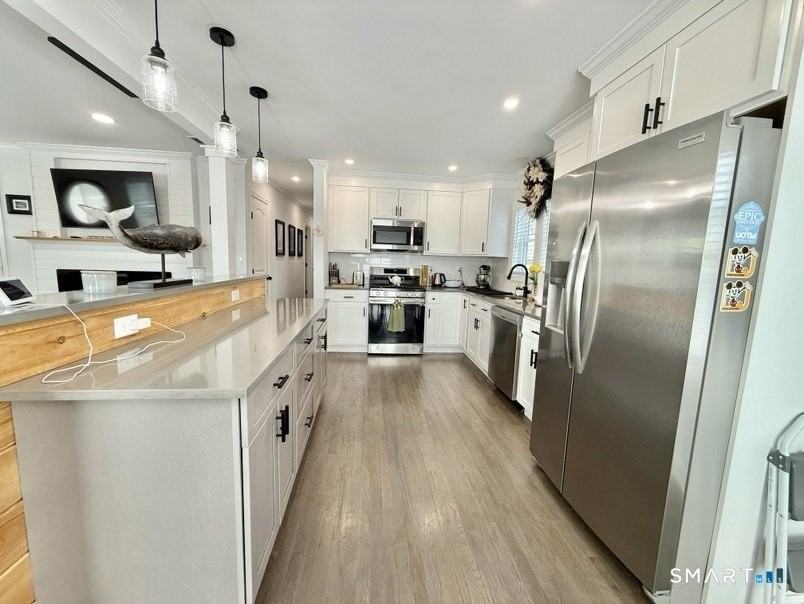 39 Edgefield Ave - Photo 7 of 28