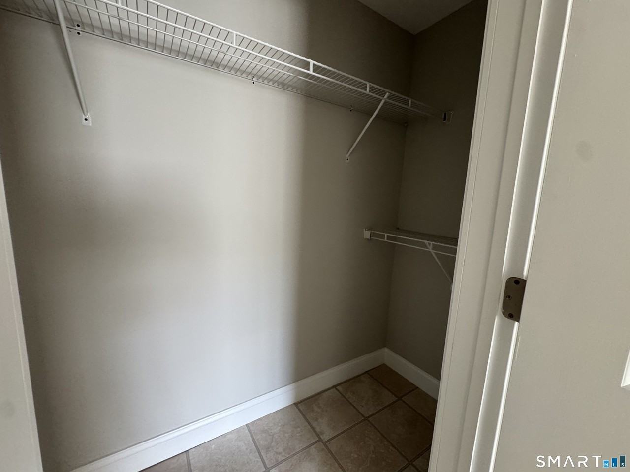 93 S Cliff St #2B - Photo 7 of 9