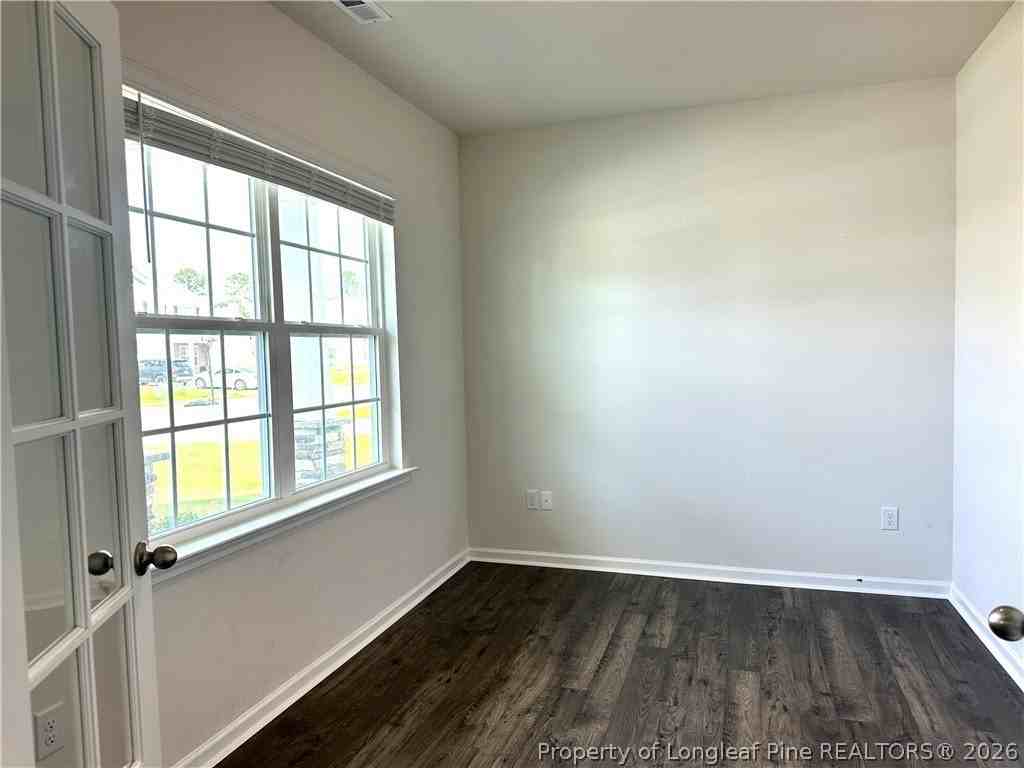 5611 Tantobie Rd - Photo 4 of 24