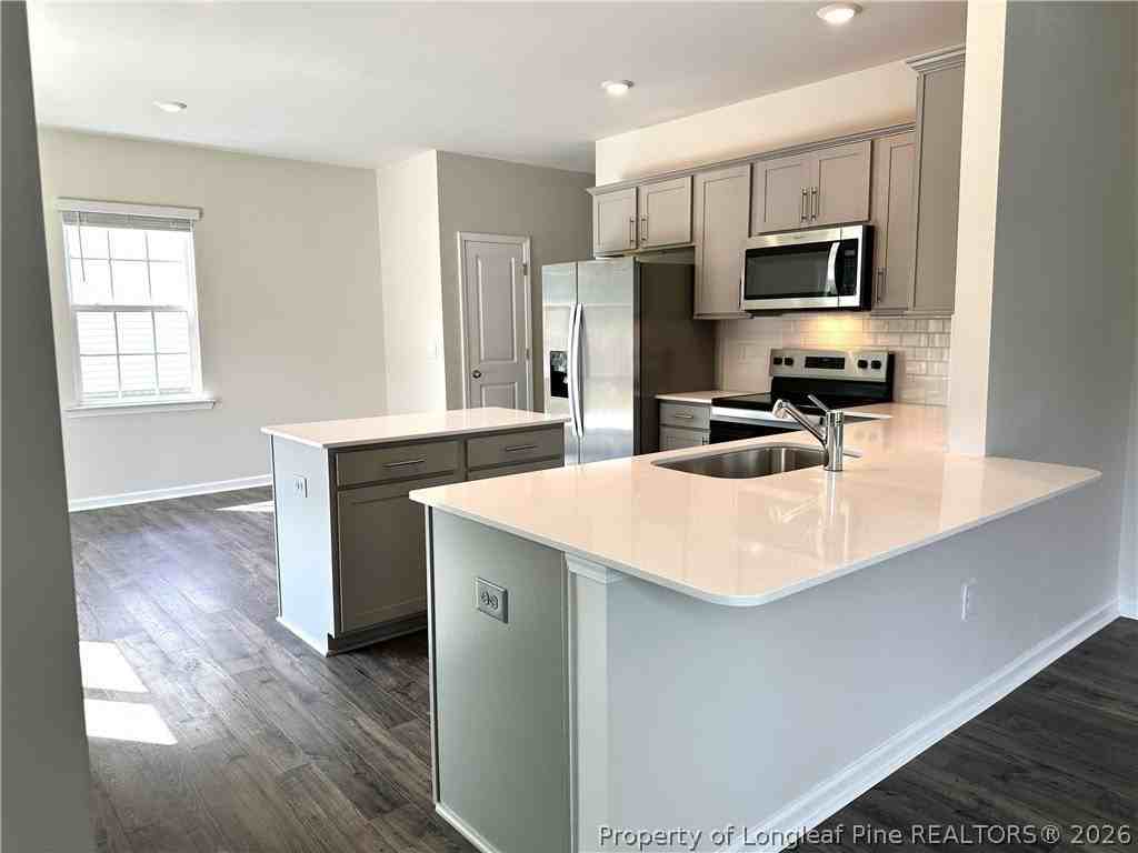 5611 Tantobie Rd - Photo 7 of 24