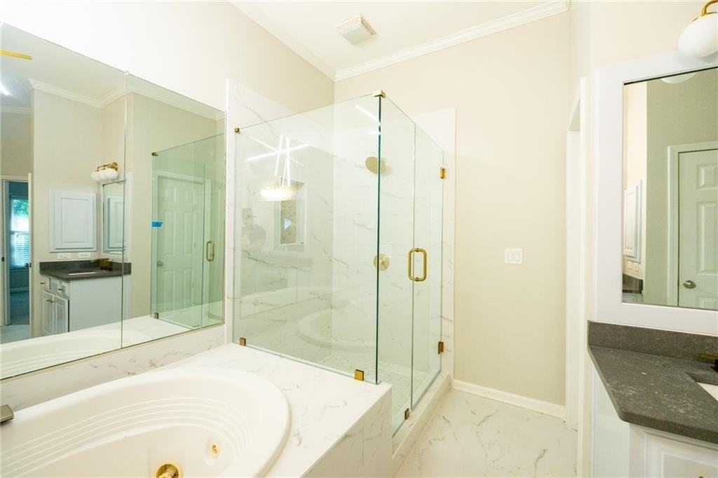 4746 Legacy Cove Ln - Photo 3 of 44