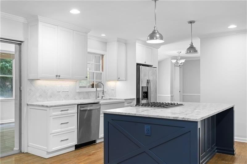 2661 Fleur De Lis Pl - Photo 3 of 15