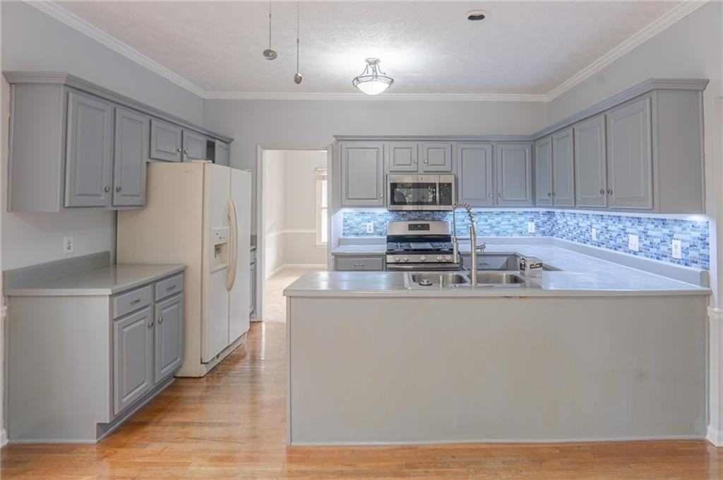 722 Thornapple Trl - Photo 2 of 19