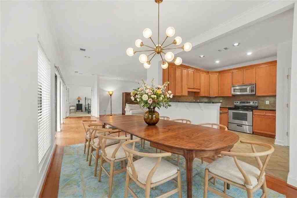 3071 Lenox Rd Ne #11 - Photo 7 of 26