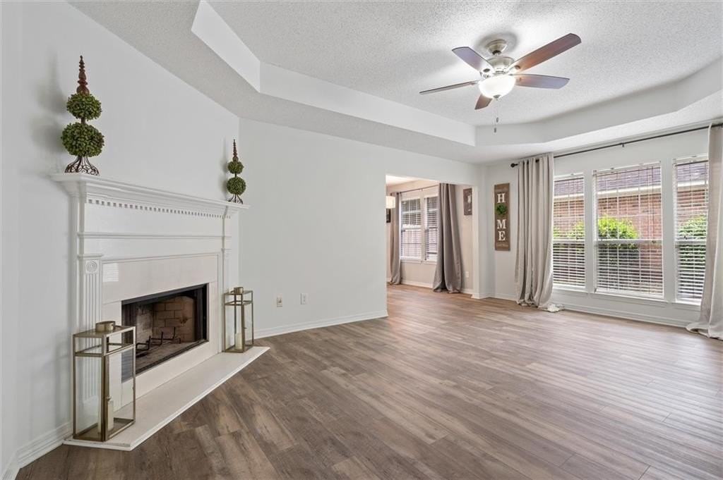 1051 Mcneil Ave - Photo 3 of 23
