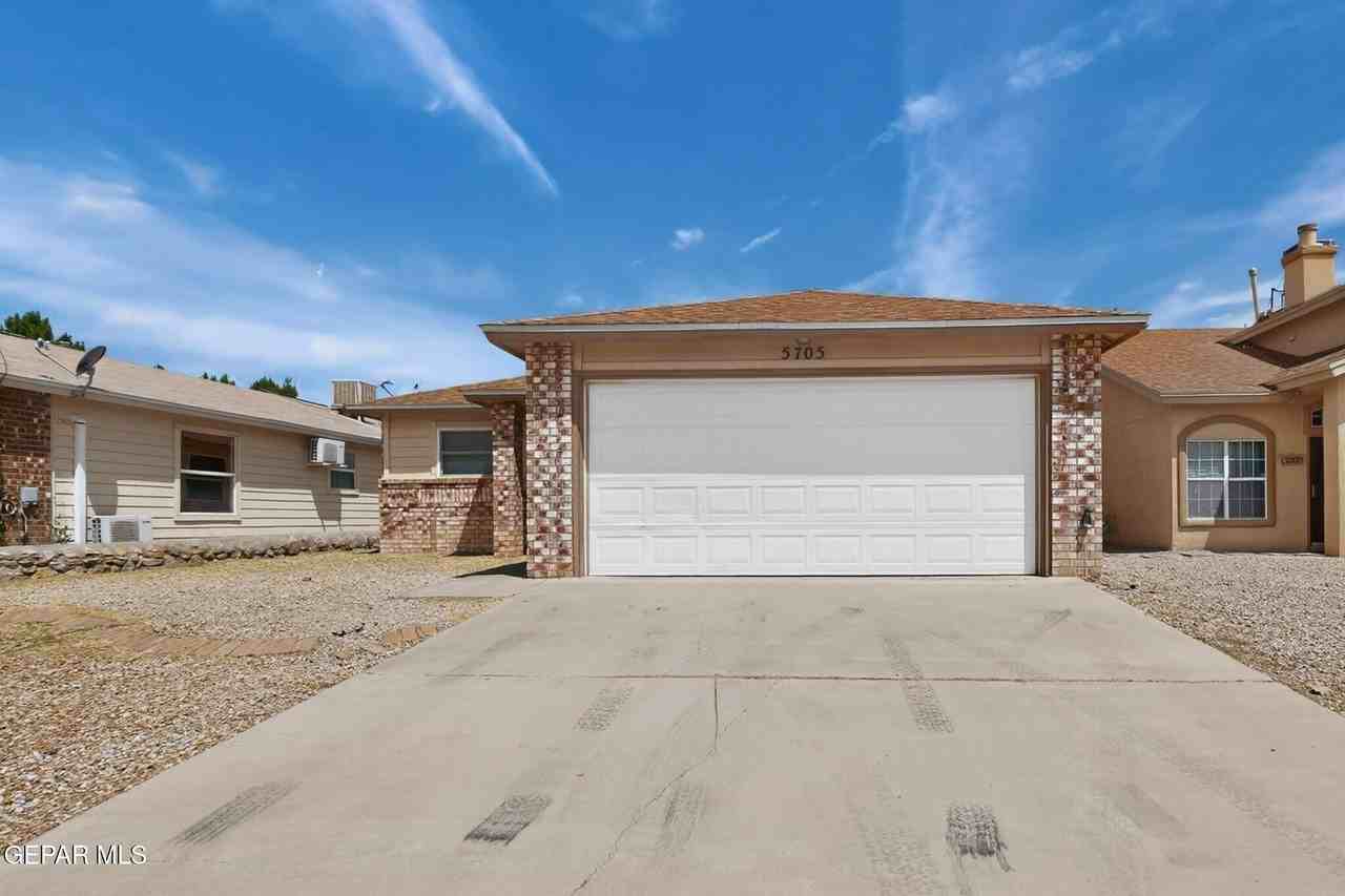 5705 Rick Husband Dr - Photo 3 of 36