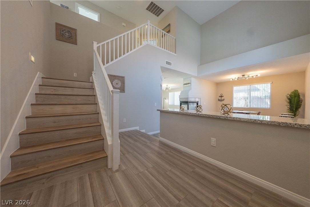 8280 Crown Peak Ave - Photo 2 of 41