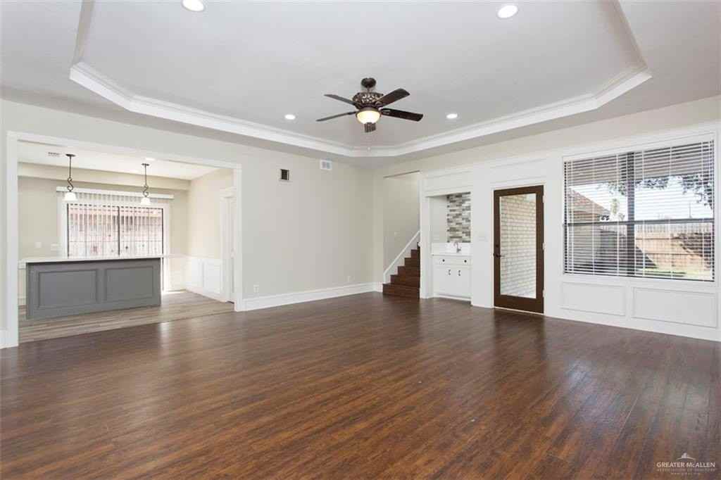 6109 N 8th St - Photo 4 of 23