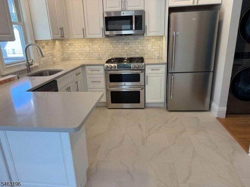 217 Greenwood Ave Apt 2 #2 - Photo 2 of 12