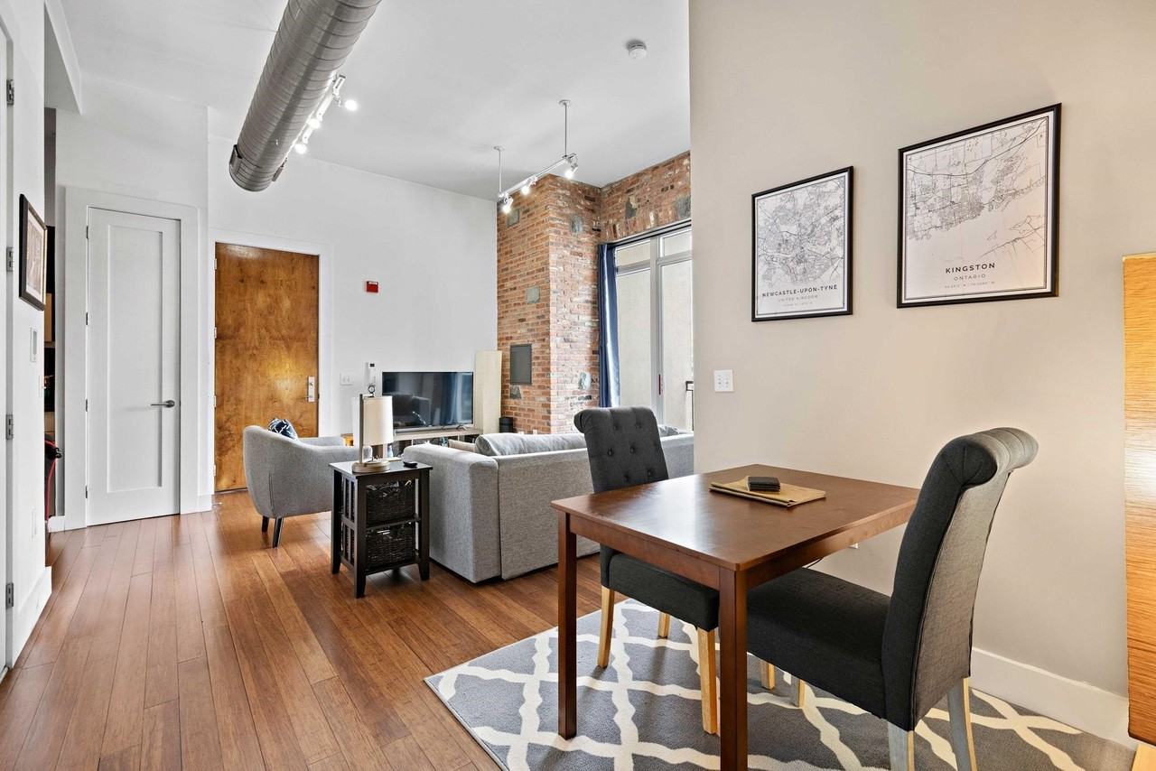 650 Montgomery St #501 - Photo 4 of 19
