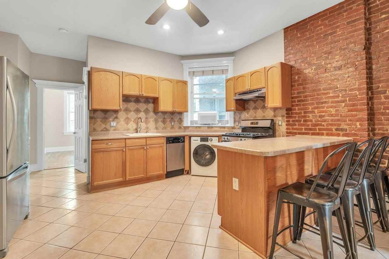 47th St #1 - Photo 7 of 18