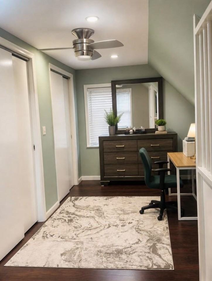 93 W 17th St #2 - Photo 4 of 10