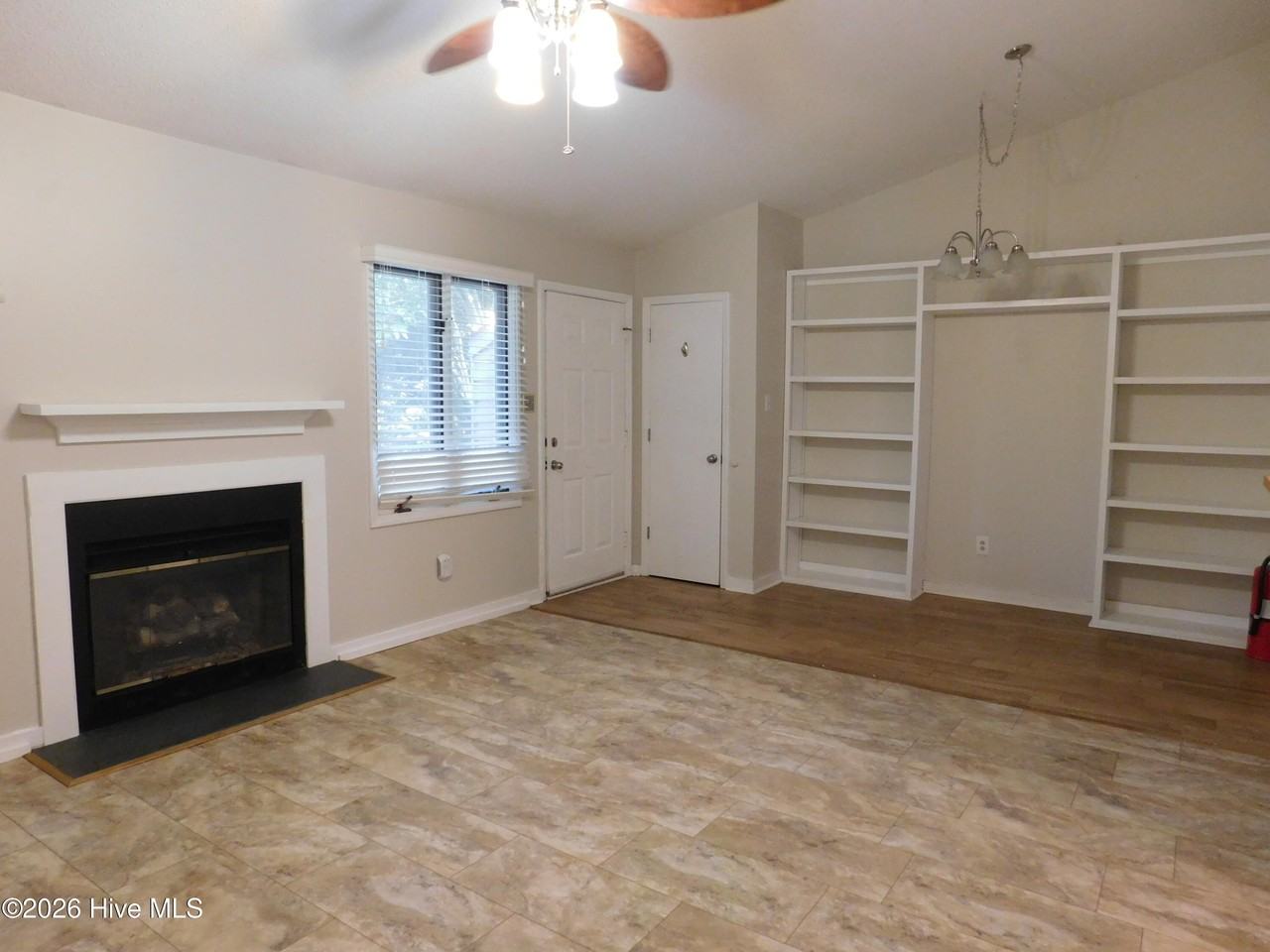 53 Gentry Cv #A - Photo 7 of 26