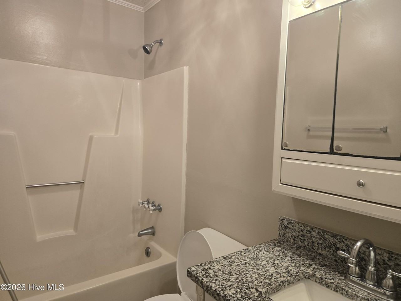 109 W Victoria Ct #C - Photo 4 of 9