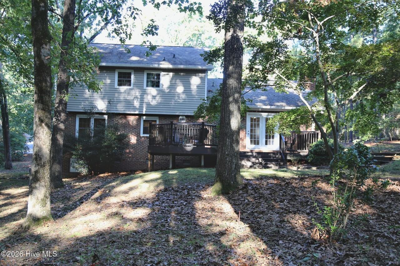 110 Stornoway Dr - Photo 2 of 20