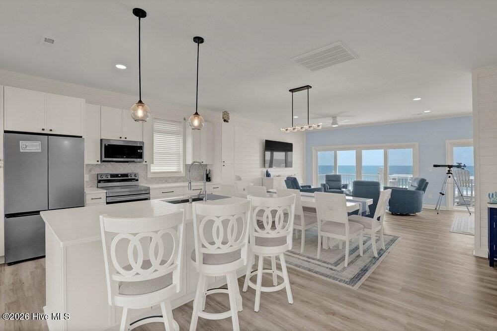 1172 New River Inlet Rd - Photo 4 of 50