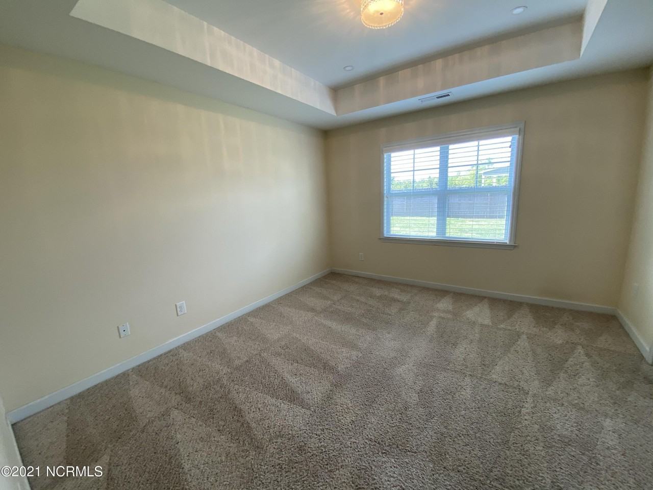 505 New Hanover Trl - Photo 7 of 19