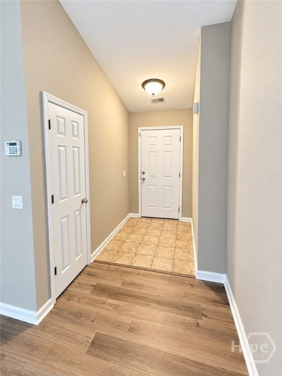 34 Hamilton Grove Dr - Photo 2 of 22