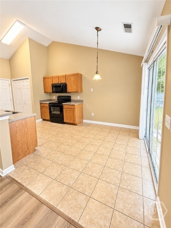34 Hamilton Grove Dr - Photo 6 of 22