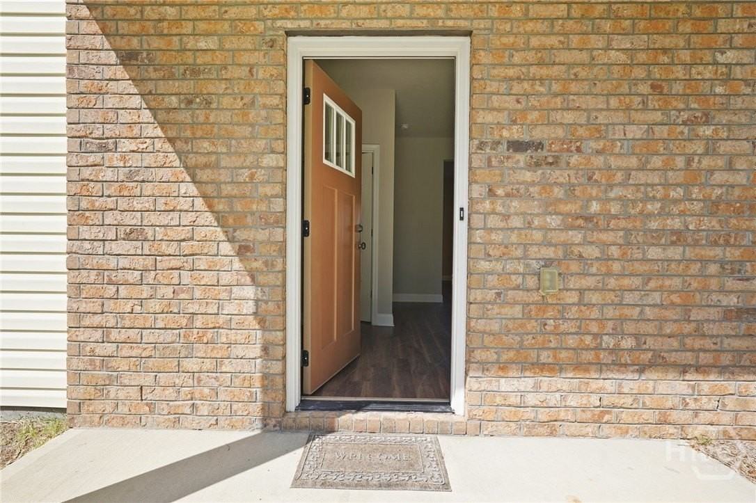 507 Potter Stone Sq - Photo 3 of 50