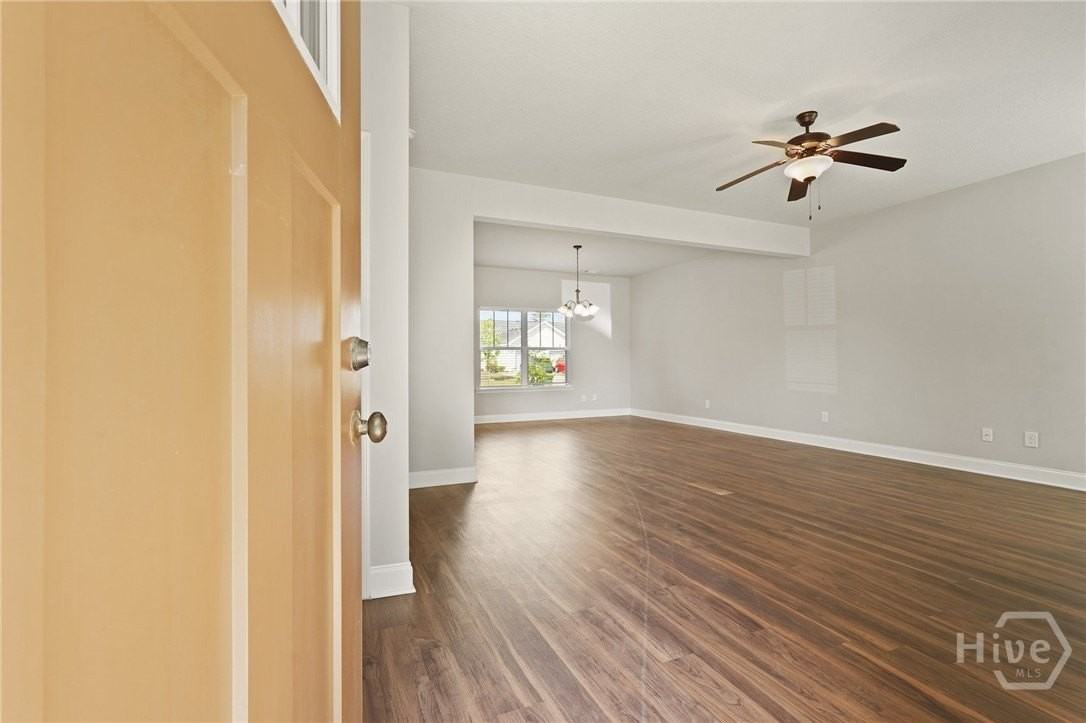 507 Potter Stone Sq - Photo 4 of 50