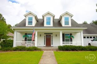 4 Gresham Ln - Photo 1 of 1