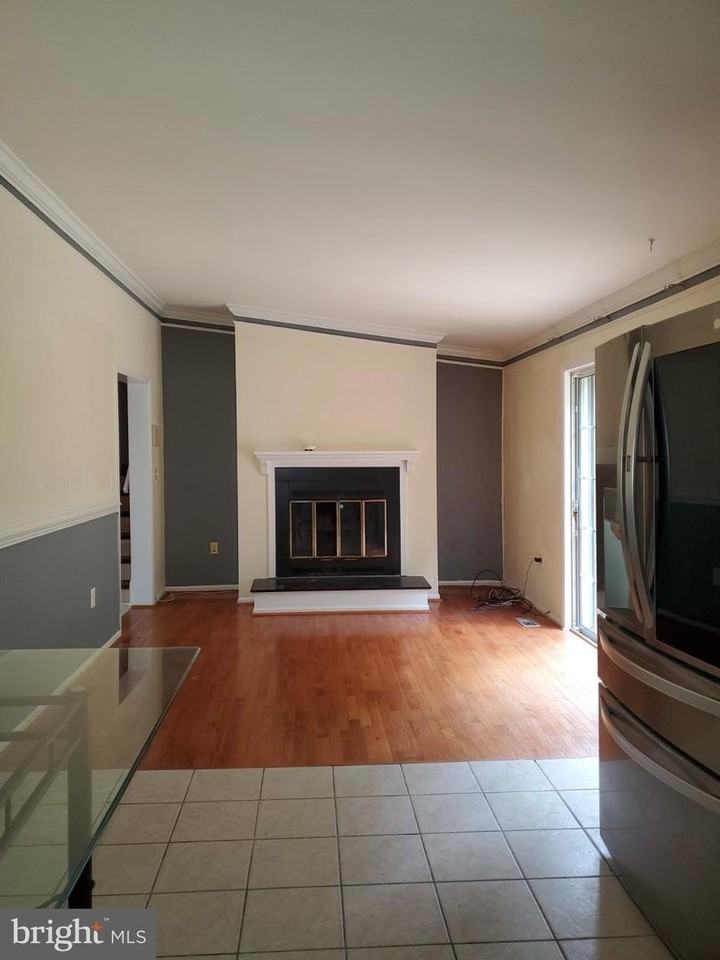 12200 Lemar Ct - Photo 7 of 20