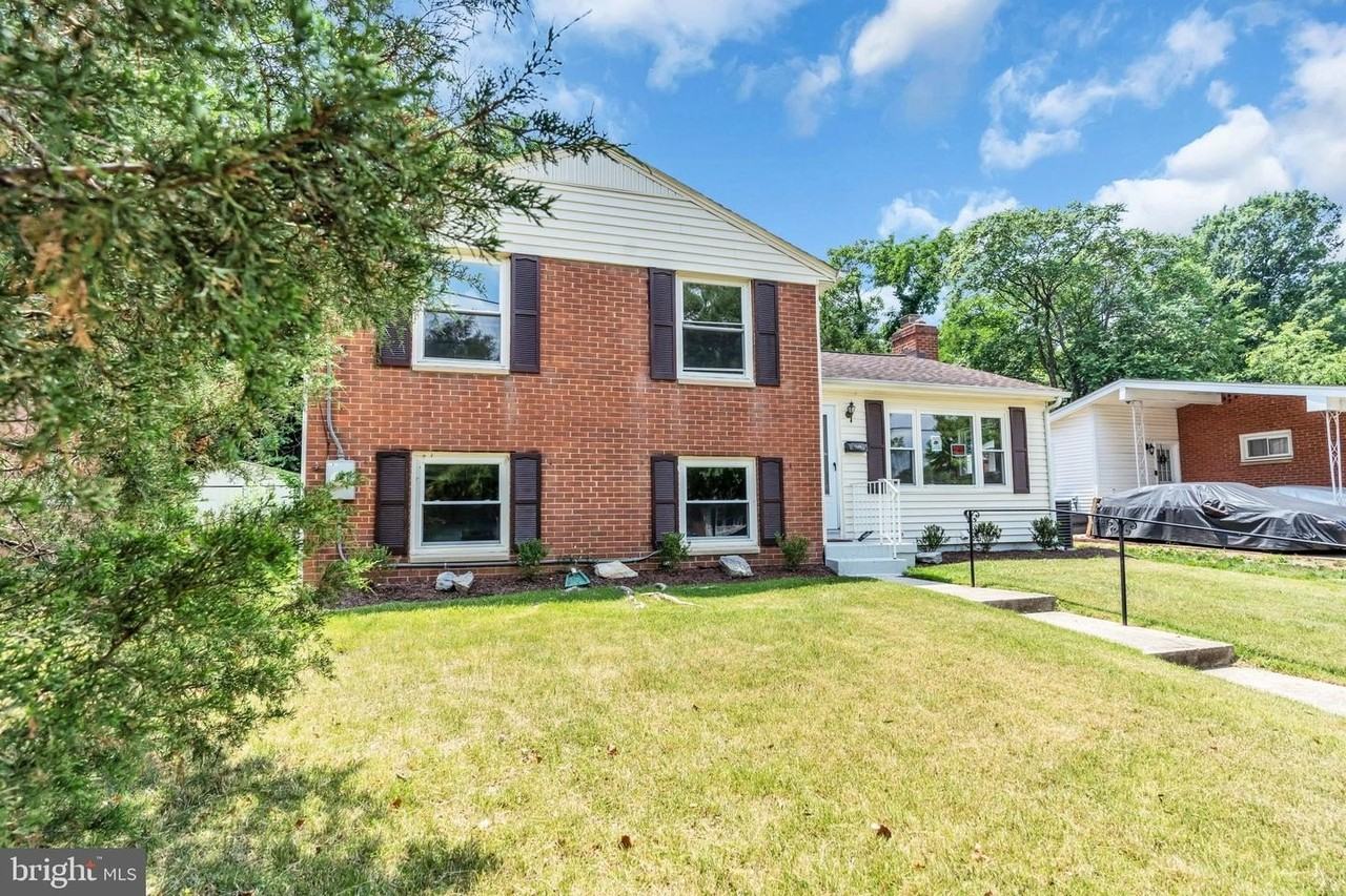 7536 Abbington Dr - Photo 2 of 48