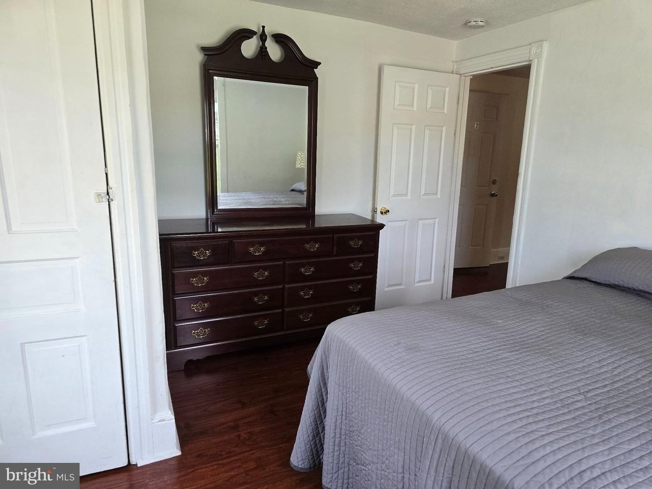1216 W Lincoln Hwy - Photo 5 of 14