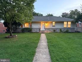 1432 S Greenbrier St - Photo 1 of 1