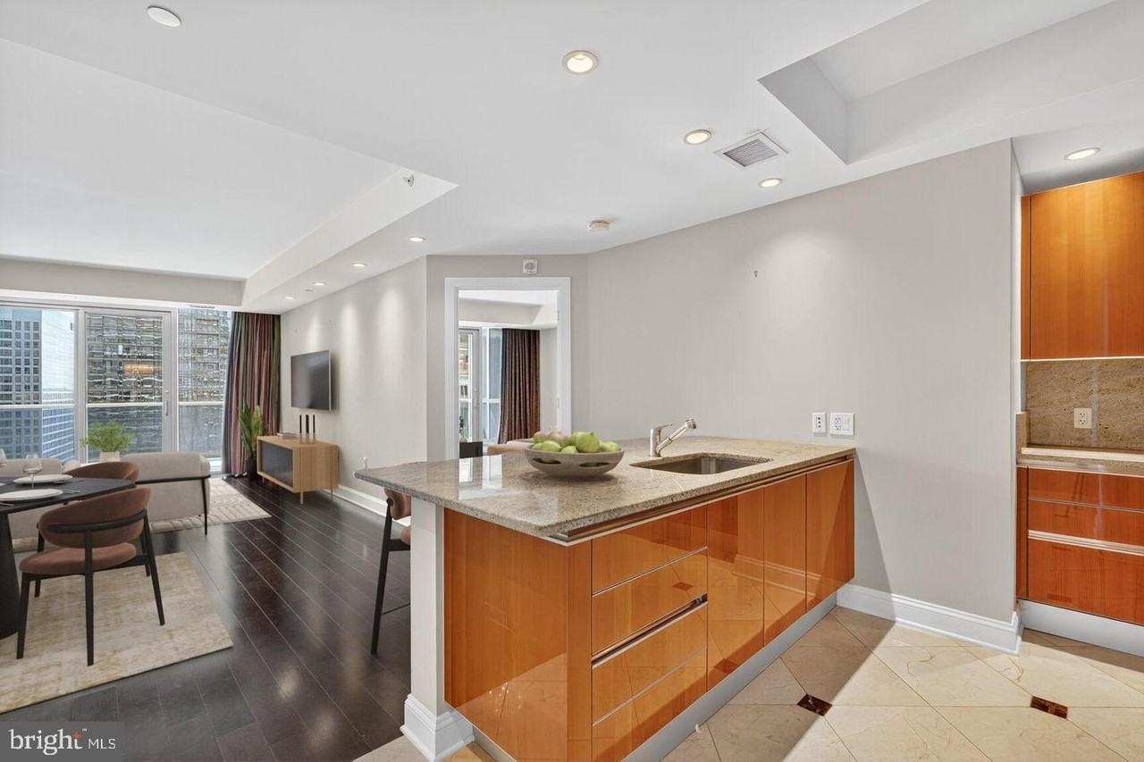1881 N Nash St - Photo 5 of 13