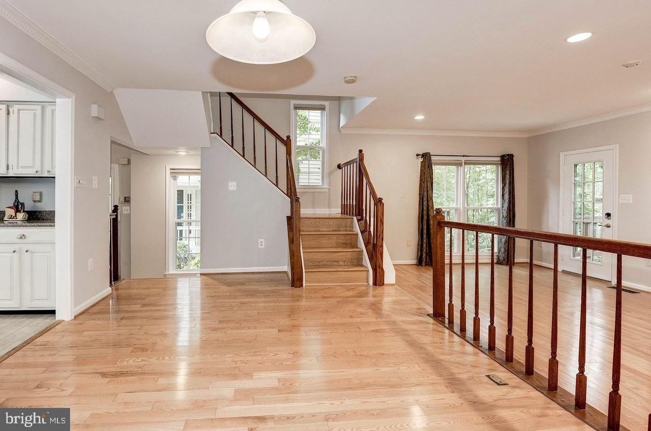 11748 Great Owl Cir - Photo 6 of 28