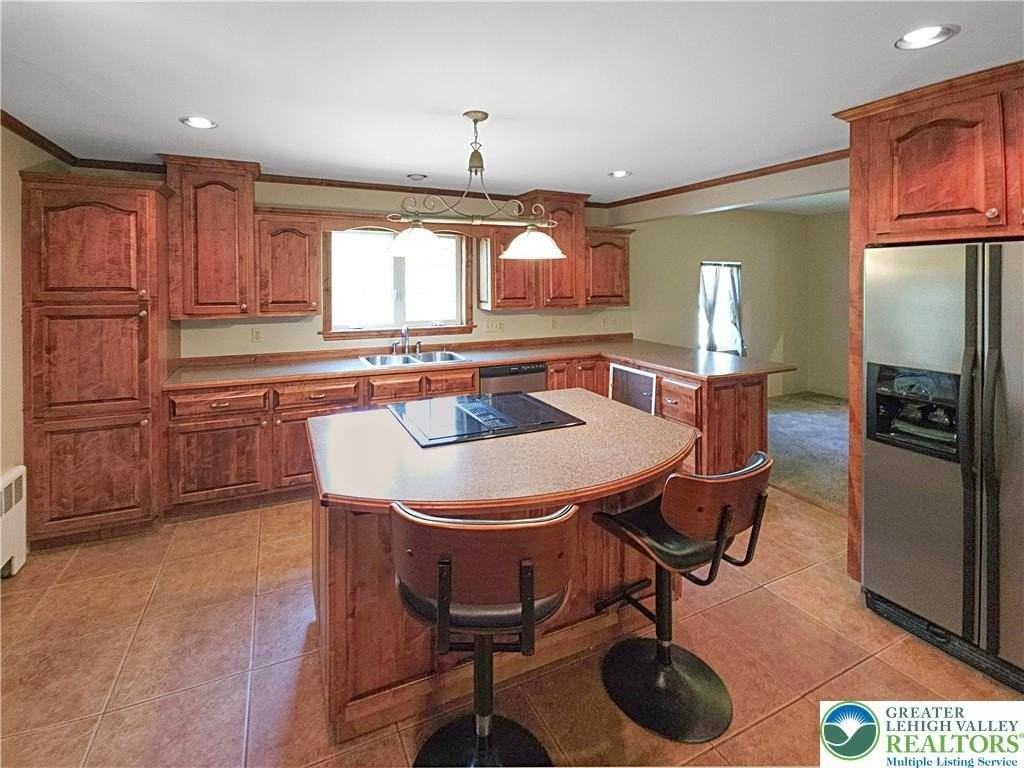 82 Front St - Photo 7 of 21
