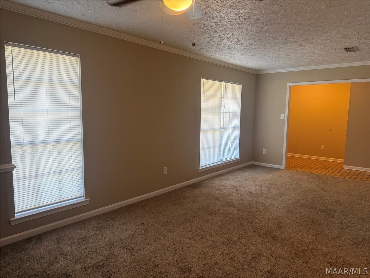 1206 Kingston Green Dr - Photo 5 of 35