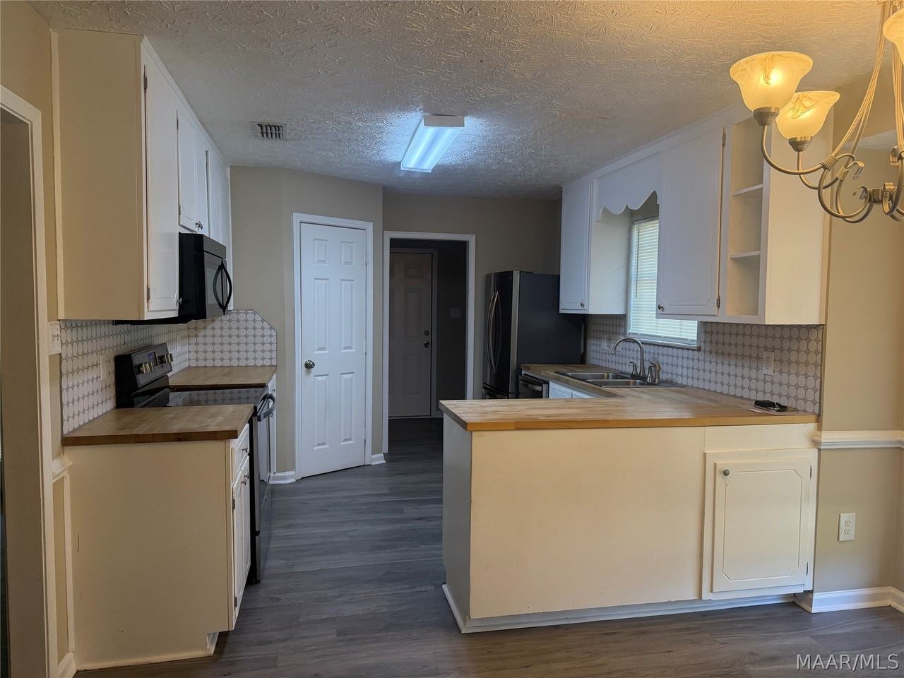 1206 Kingston Green Dr - Photo 7 of 35